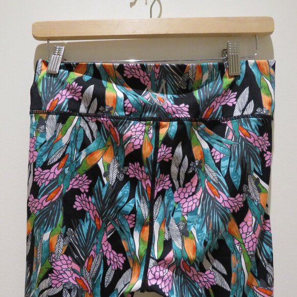 MINKPINK MOVE Tropical Leaf Print Bike Athleisure Gym Shorts Workout - Size M - Picture 9 of 13